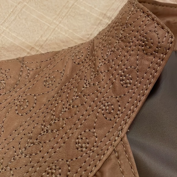 Tan Leather Jacket size small - Picture 8 of 8